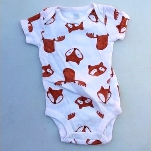 3 for $10 * Carter's onesie 7S13 (baby)